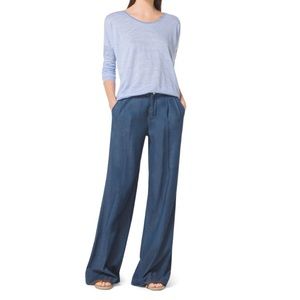 Michael Kors size 00 wide legged denim pants NWT